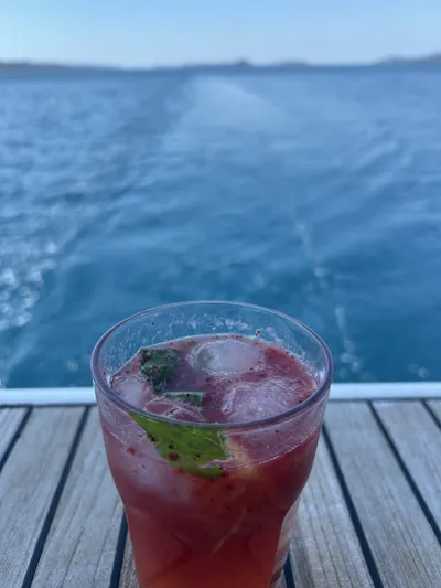 Vitorlázás a Balatonon és Adrián