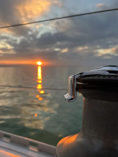 Vitorlázás a Balatonon és Adrián